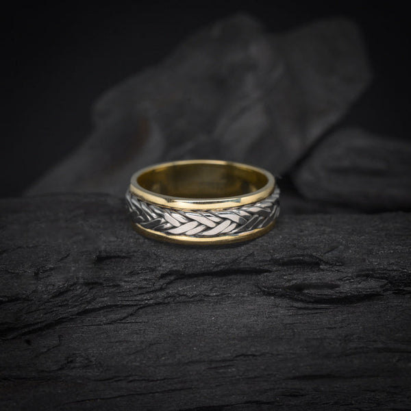 Argolla de matrimonio maciza de 6mm elaborada en oro amarillo y blanco de 10k