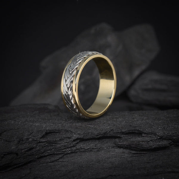Argolla de matrimonio maciza de 6mm elaborada en oro amarillo y blanco de 10k