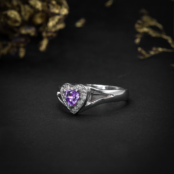 Anillo de compromiso con amatista corazón y 10 diamantes naturales oro de 14 kilates