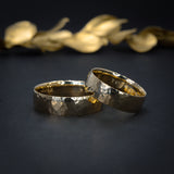 Par de argollas de matrimonio macizas de 6mm elaboradas en oro amarillo de 14 kilates