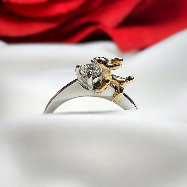 Anillo de compromiso con diamante natural de .20ct elaborado en oro de 14 kilates