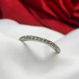 Churumbela con diamantes naturales de .20ct elaborada en oro blanco de 14 kilates
