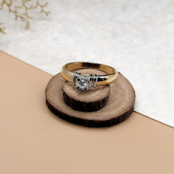Anillo de compromiso con diamante natural .20ct elaborado en oro amarillo de 14 kilates