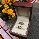 Par de argollas de matrimonio macizas de 6mm elaboradas en oro amarillo de 10 kilates